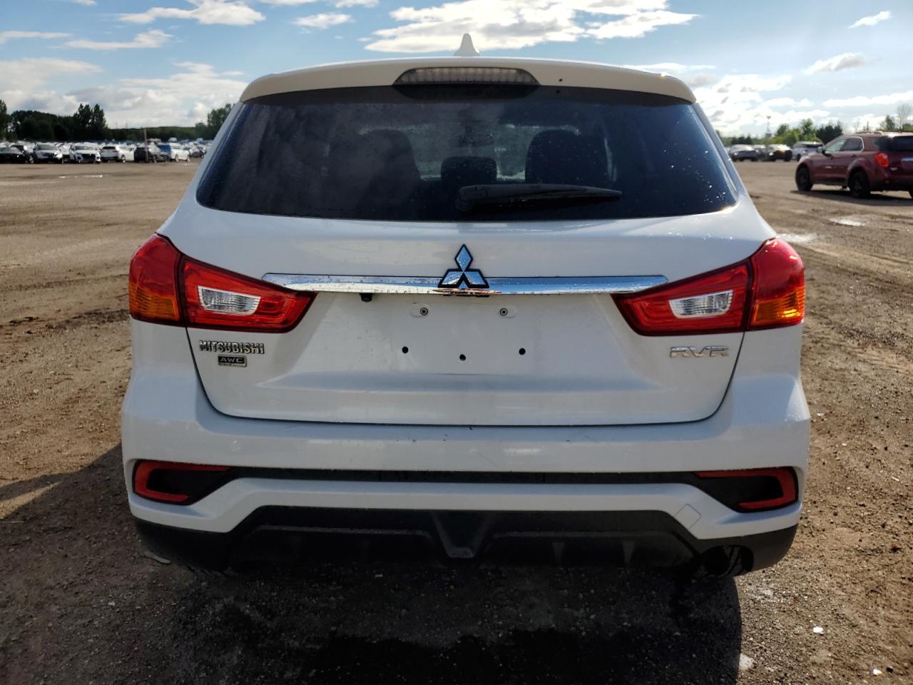 JA4AJ3AU5JU600313 2018 Mitsubishi Rvr Se