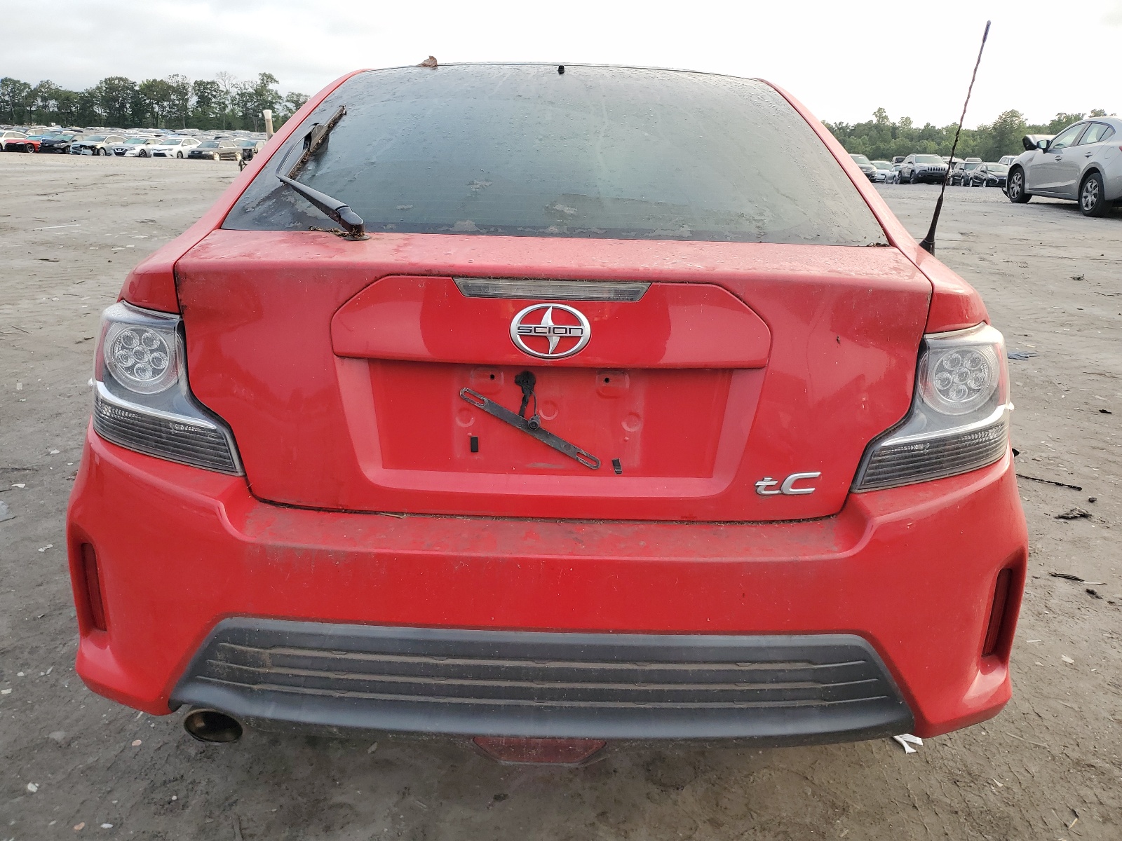 2016 Toyota Scion Tc vin: JTKJF5C75GJ024347