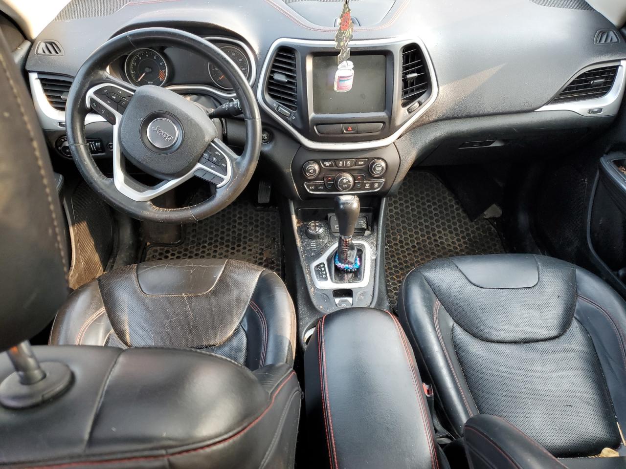 2015 Jeep Cherokee Trailhawk VIN: 1C4PJMBS0FW640037 Lot: 67424164