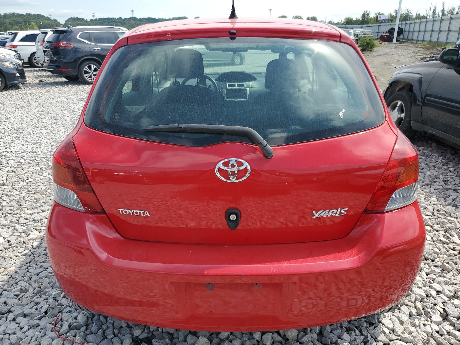 JTDKT4K32B5335216 2011 Toyota Yaris