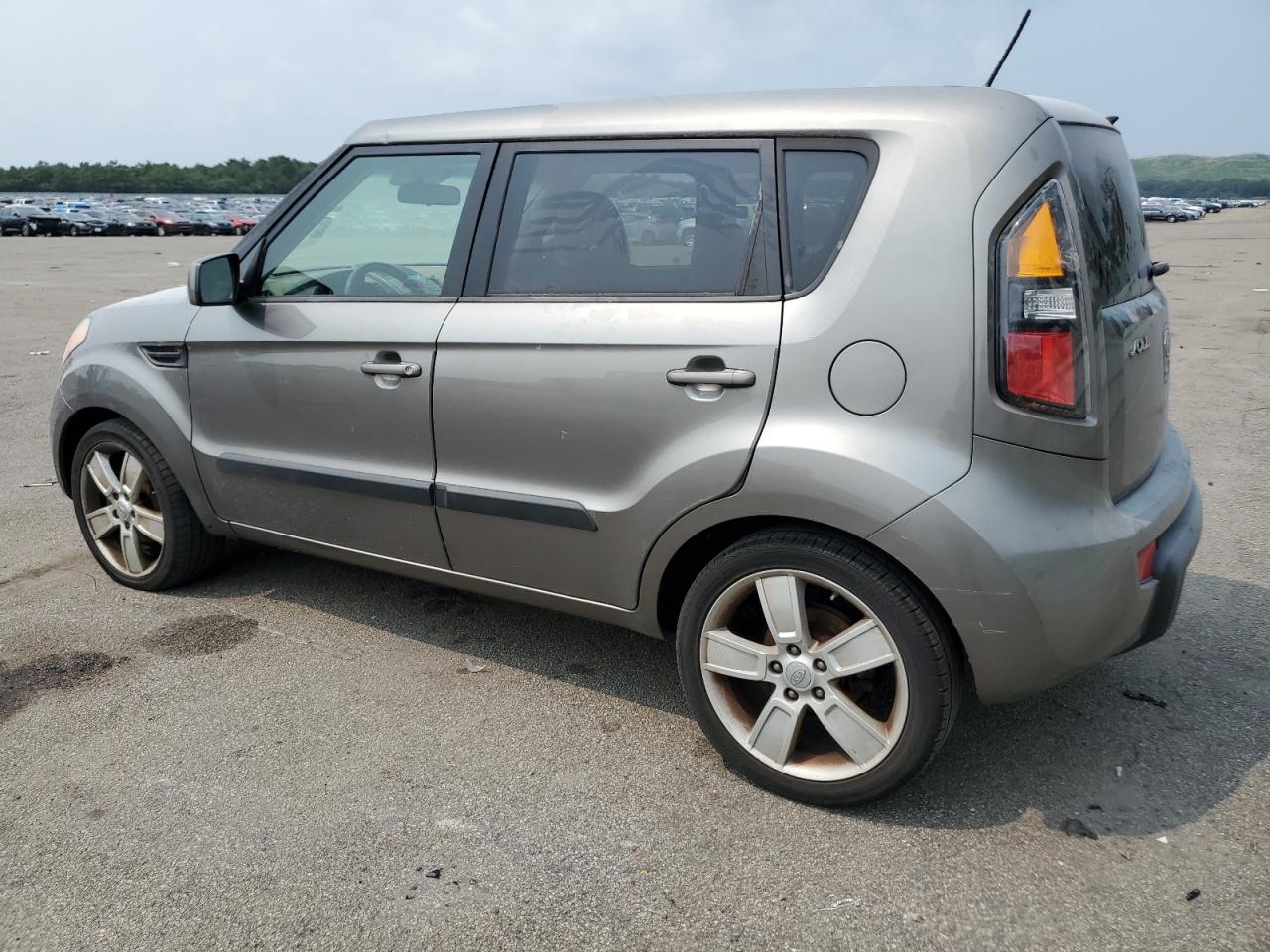 2011 Kia Soul - Image 2