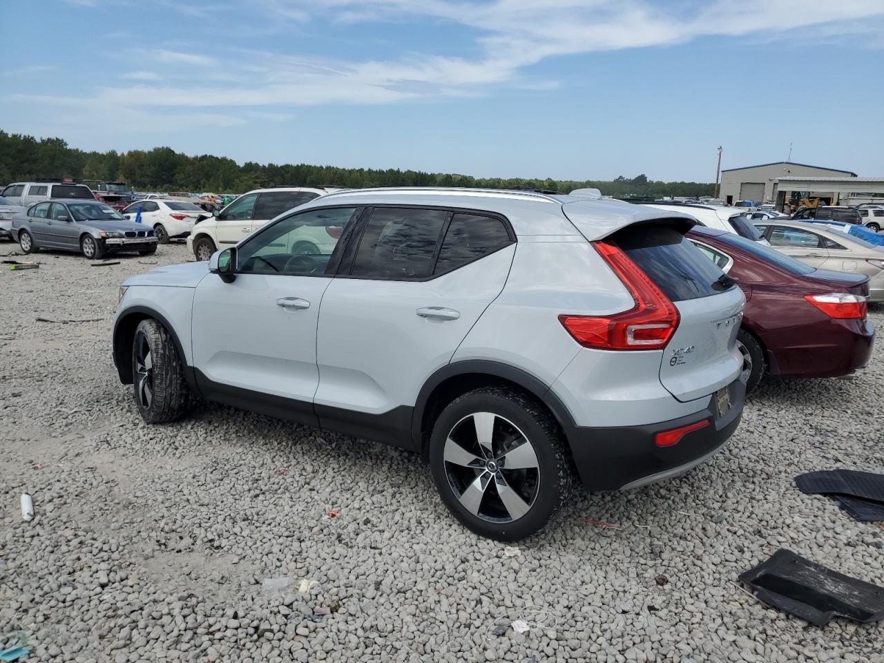 YV4162UK6L2186675 Volvo XC40 T5 MO 2