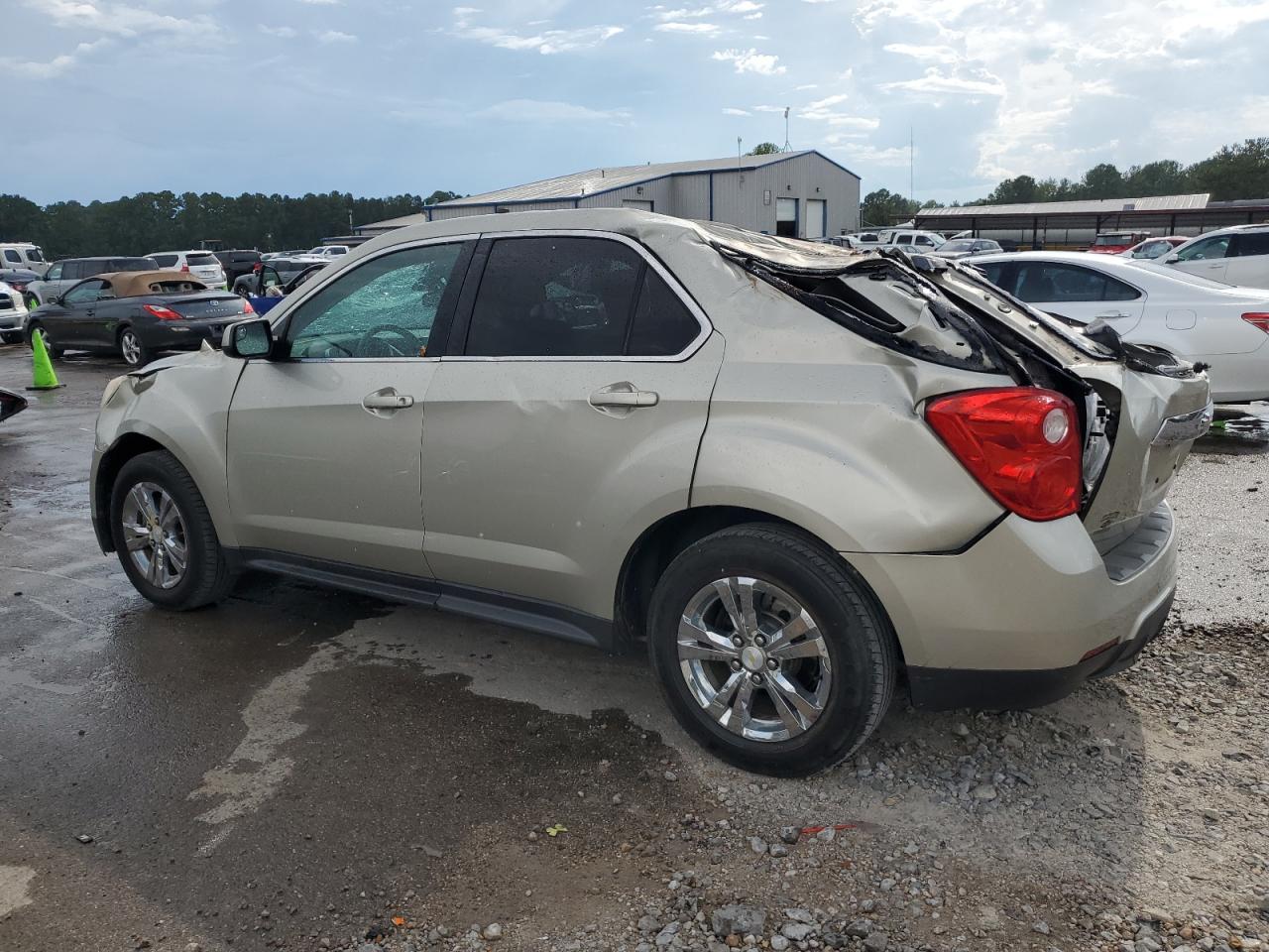 2014 Chevrolet Equinox - Image 2