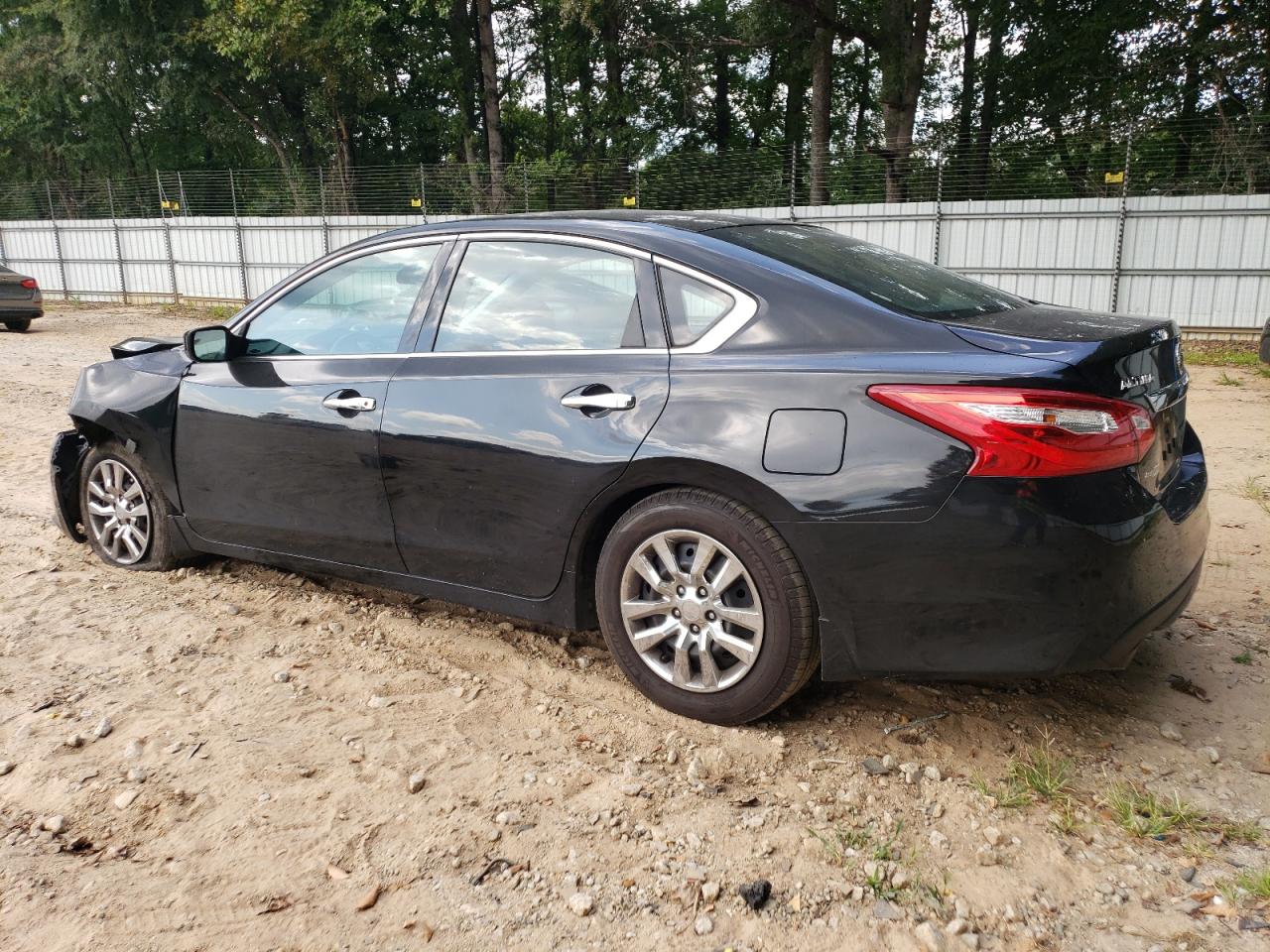 2017 Nissan Altima 2.5 VIN: 1N4AL3AP7HN347273 Lot: 69700114