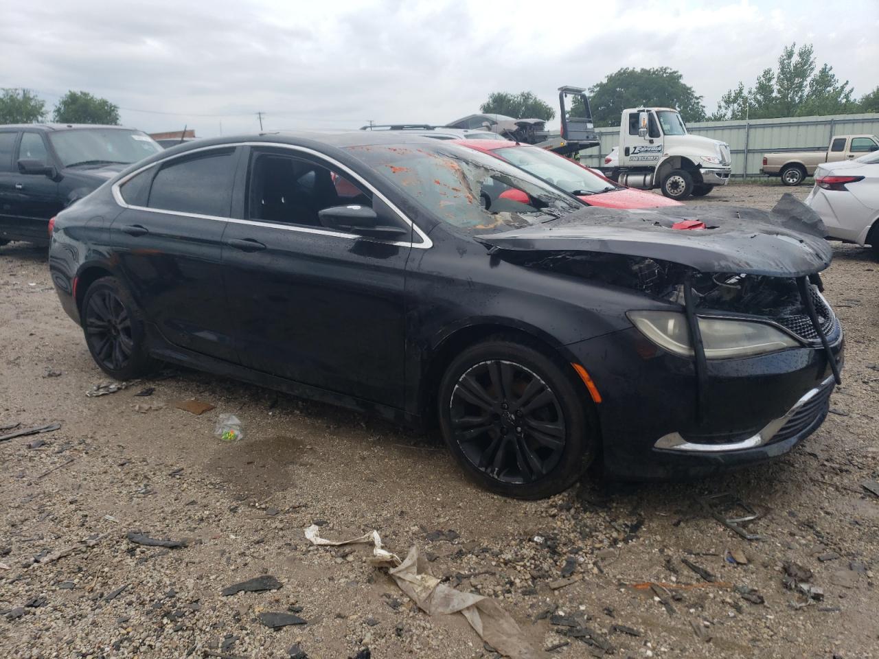 2015 Chrysler 200 - Image 4