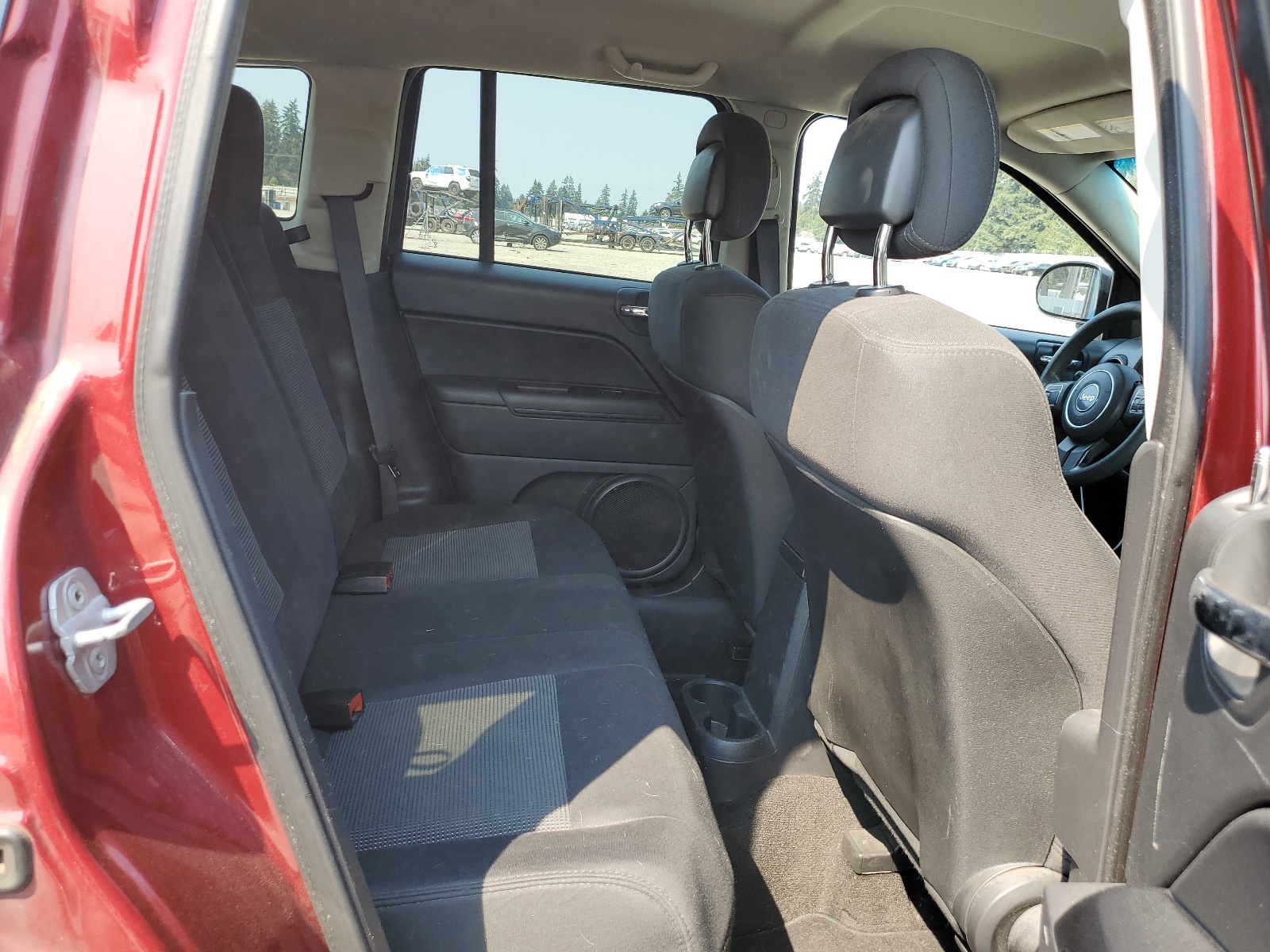 1C4NJDBB3CD638572 2012 Jeep Compass Sport