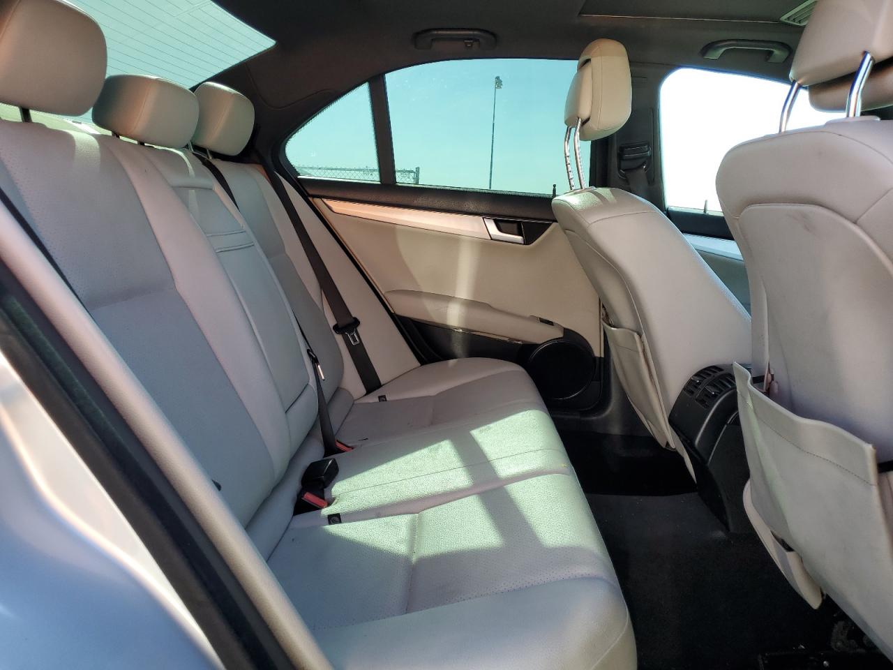 2013 Mercedes-Benz C-klasse - Image 10
