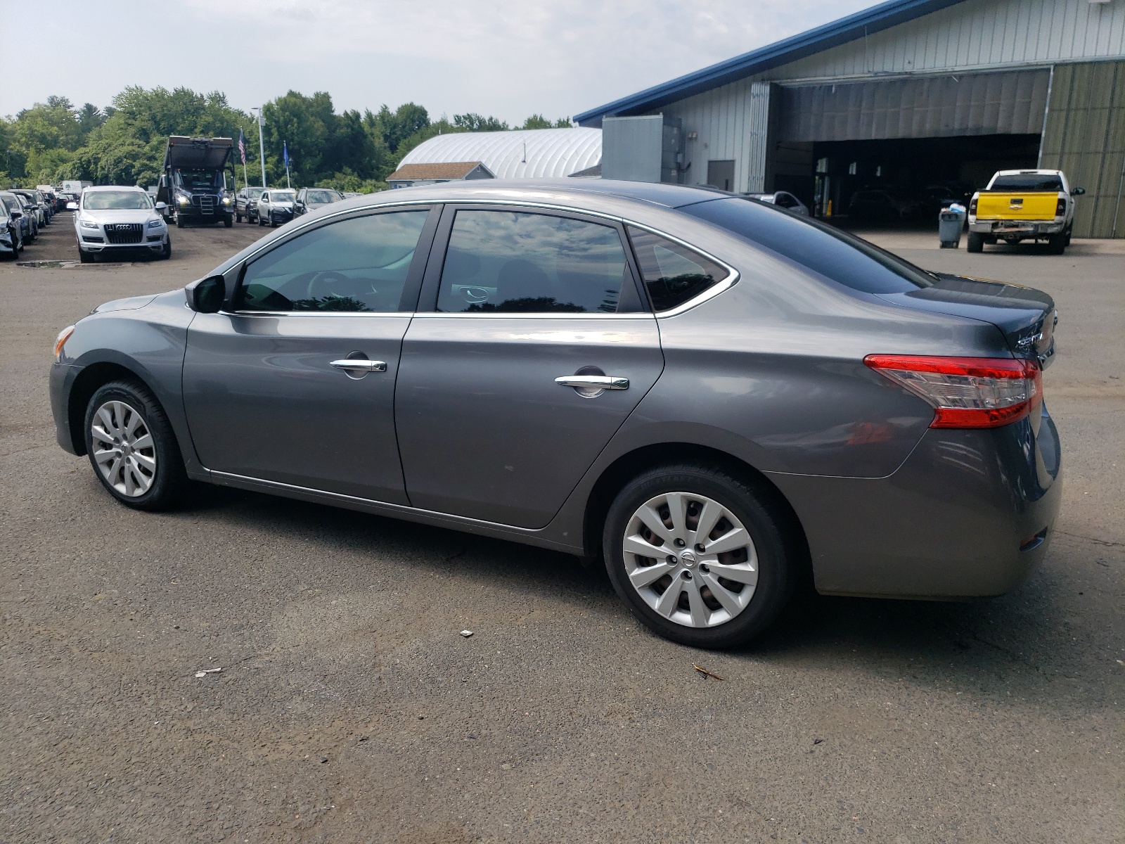 2015 Nissan Sentra S vin: 3N1AB7AP7FY219509