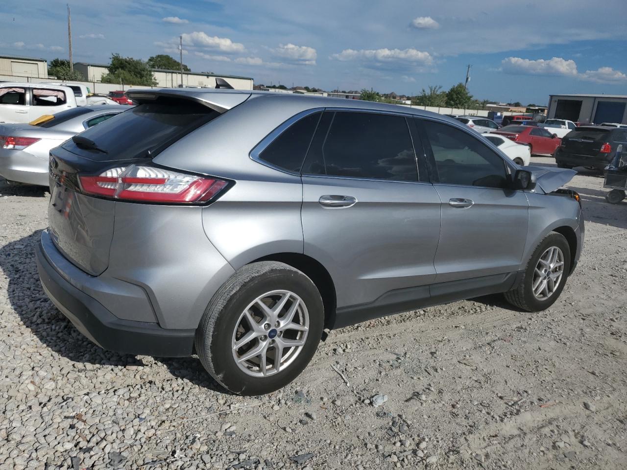 2021 Ford Edge - Image 3