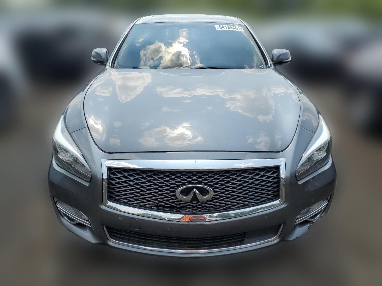 2016 Infiniti Q70 - Image 5