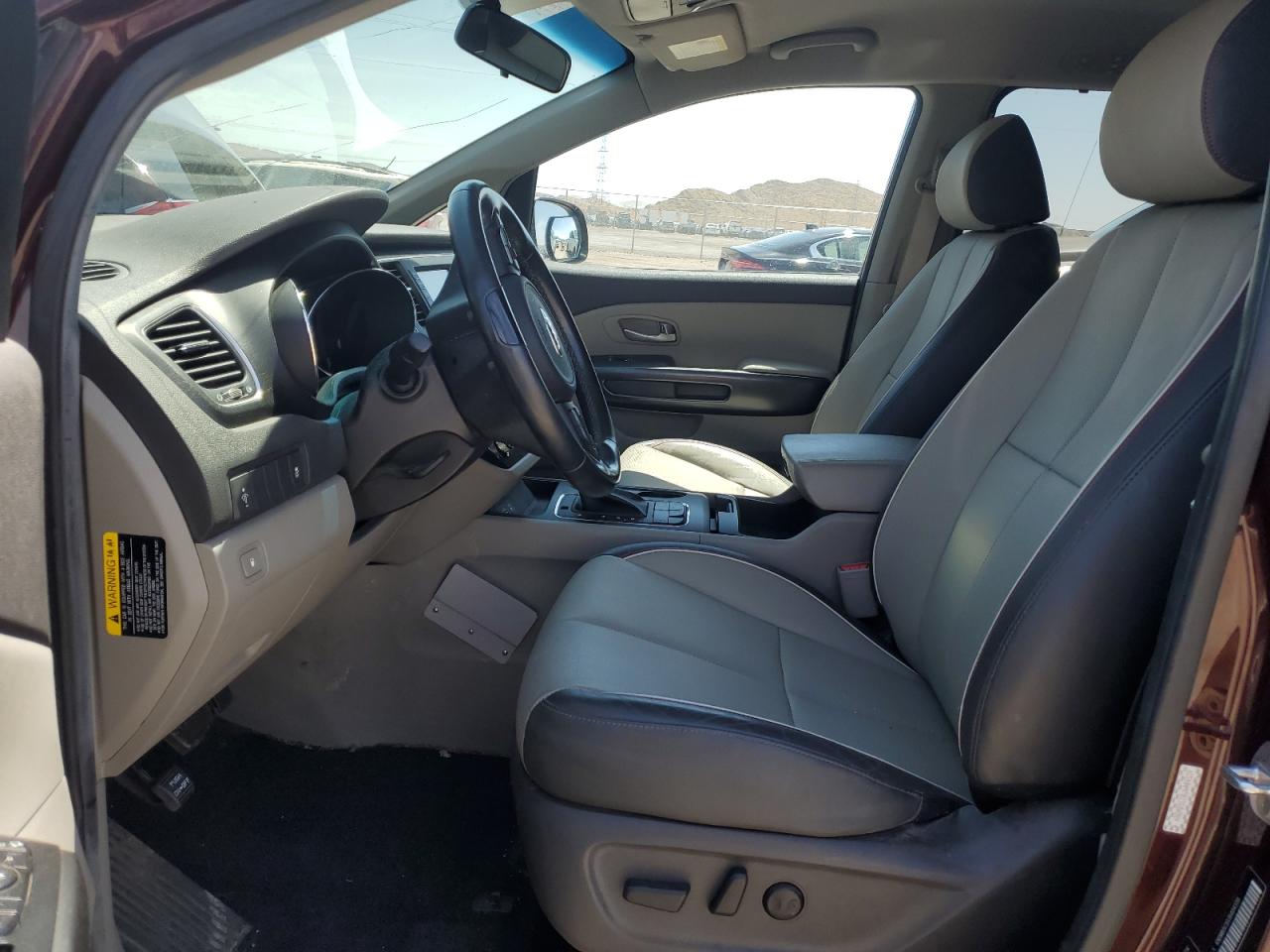 KNDMB5C10J6404539 2018 Kia Sedona Lx