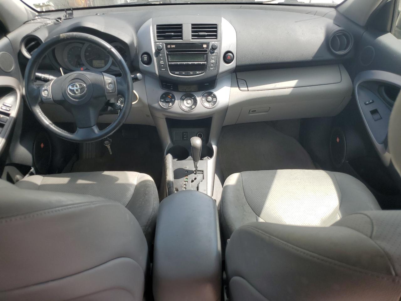 2008 Toyota Rav4 Limited VIN: JTMBD31V785209257 Lot: 64984474