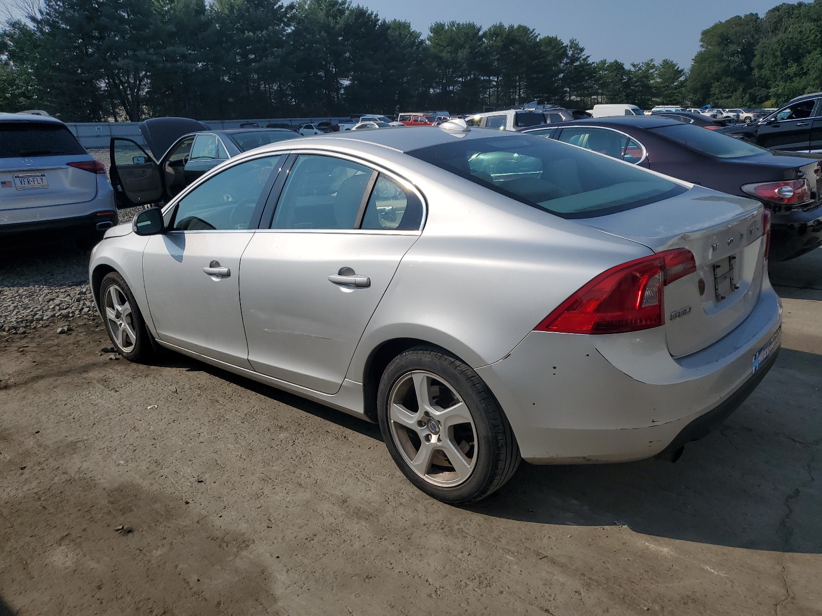 2012 Volvo S60 T5 vin: YV1622FS9C2092348