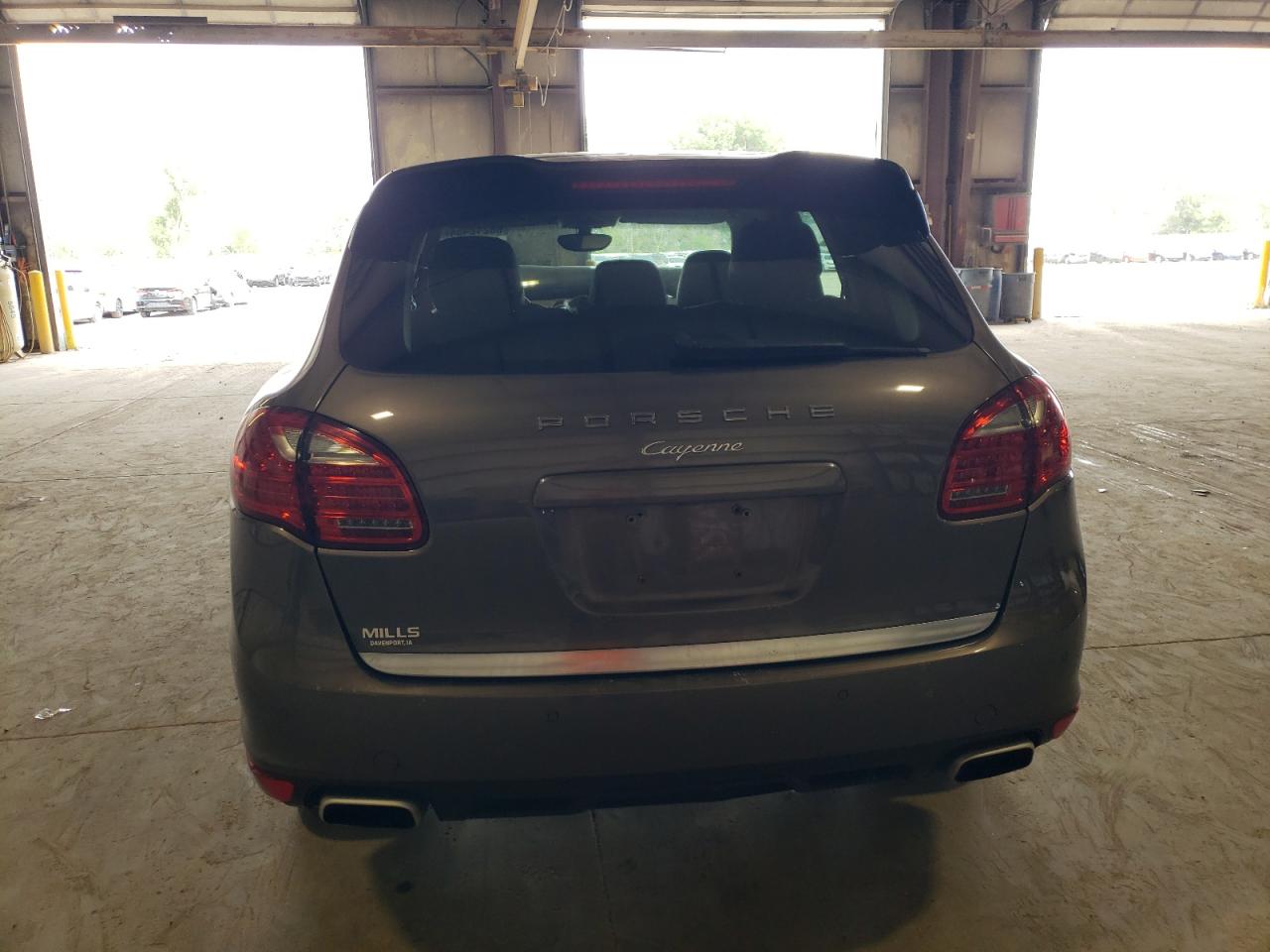 WP1AA2A27CLA11821 2012 Porsche Cayenne