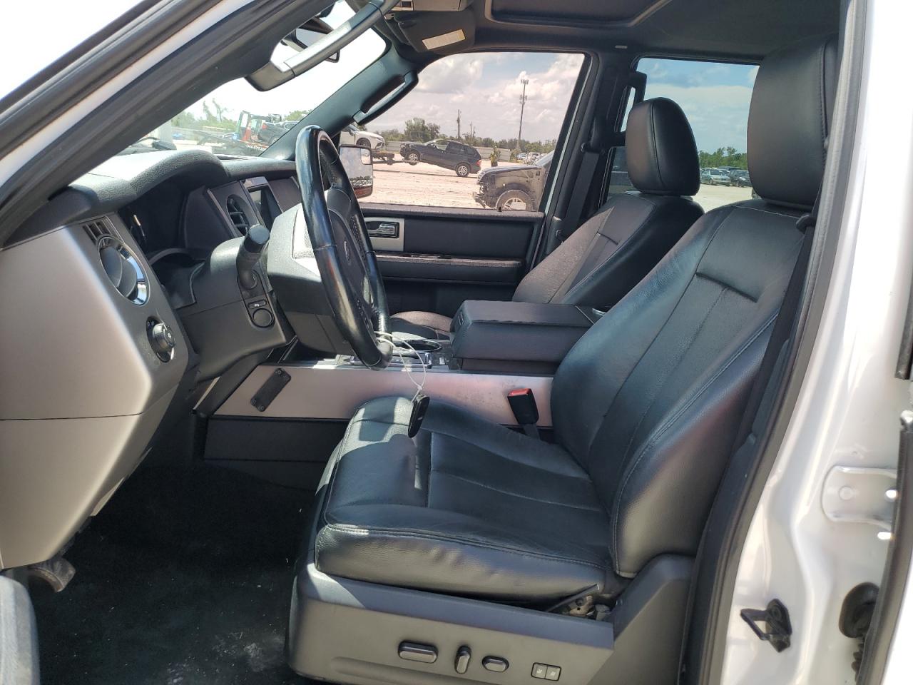 2017 Ford Expedition Limited VIN: 1FMJU1KT1HEA70266 Lot: 69401084