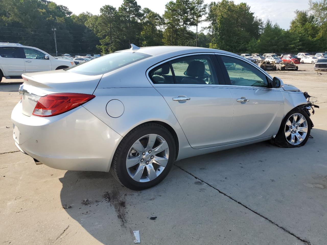 2012 Buick Regal - Image 3
