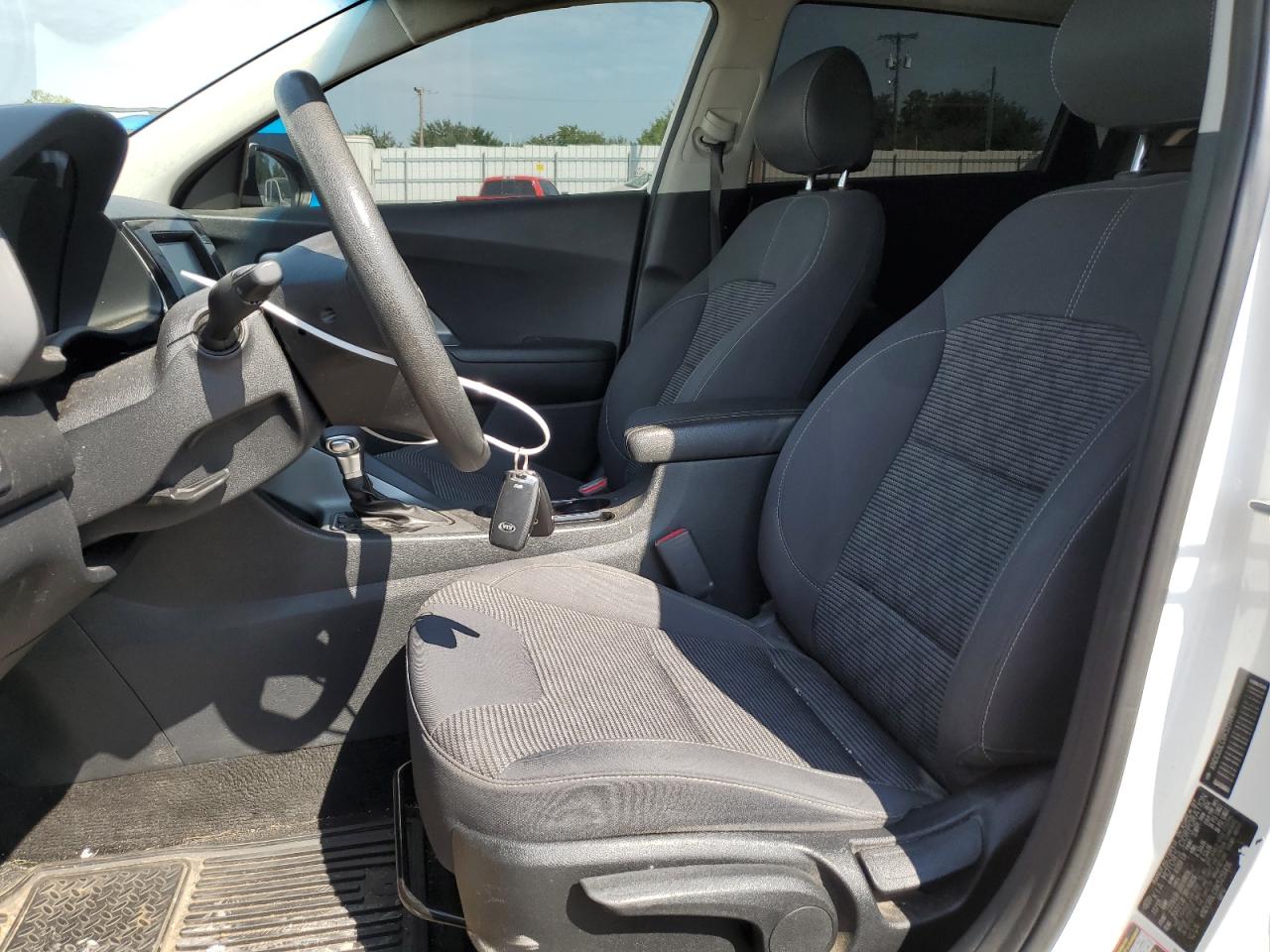 KNDCB3LC6K5251416 2019 Kia Niro Fe KNDCB3LC6K5251416 2019 Kia Niro Fe