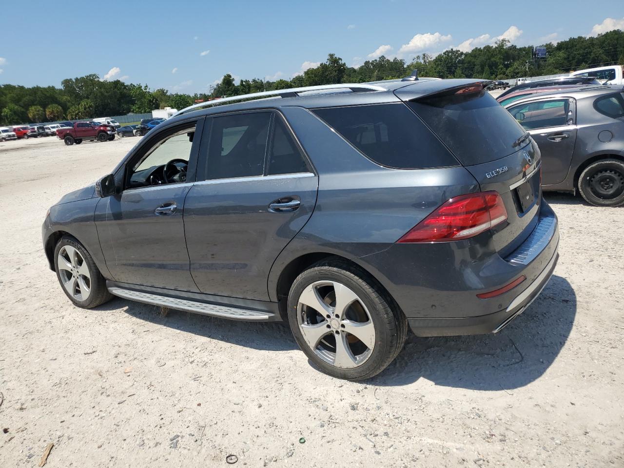 VIN 4JGDA5HB5GA569475 2016 MERCEDES-BENZ GLE-CLASS no.2