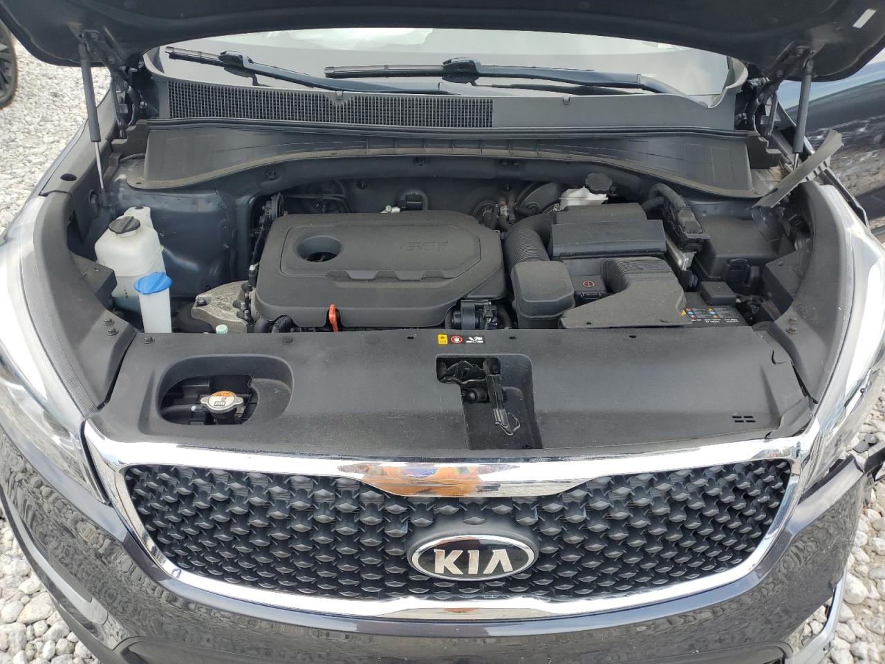 5XYPGDA33JG409955 2018 Kia Sorento Lx