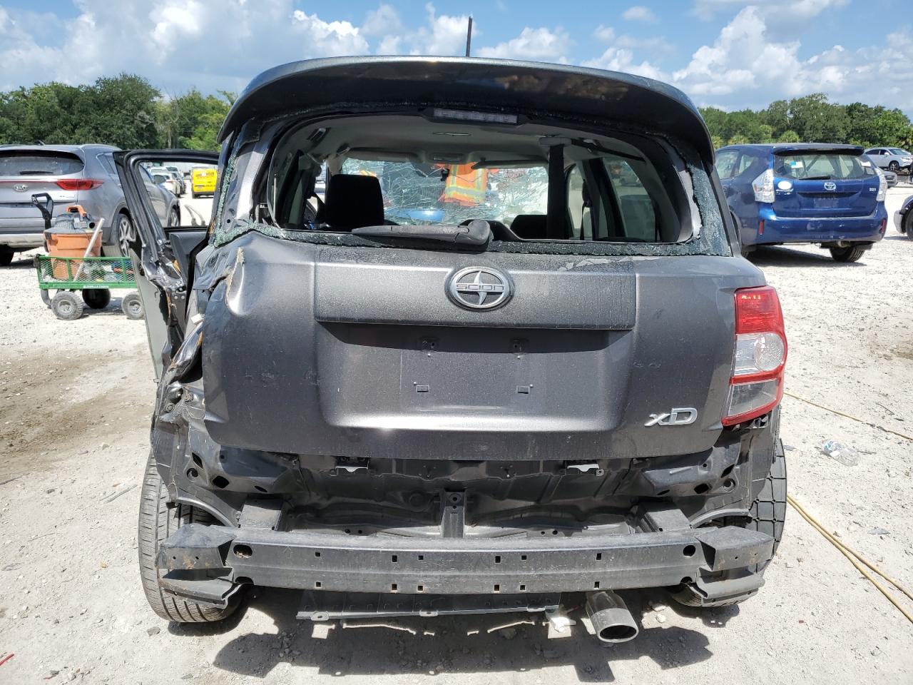 2013 Scion xD - Image 6