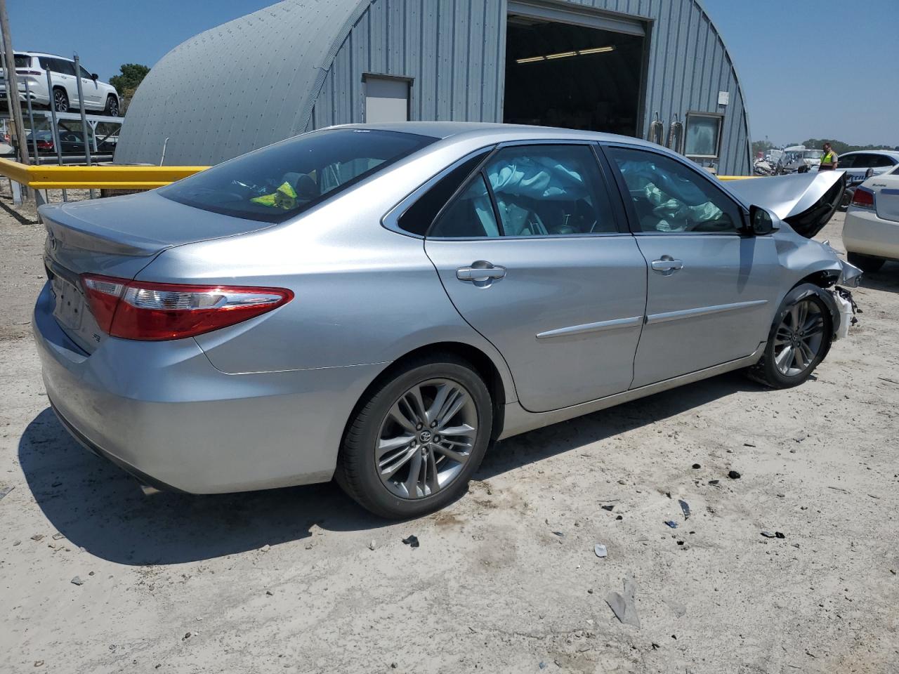 VIN 4T1BF1FK8HU376094 2017 TOYOTA CAMRY no.3