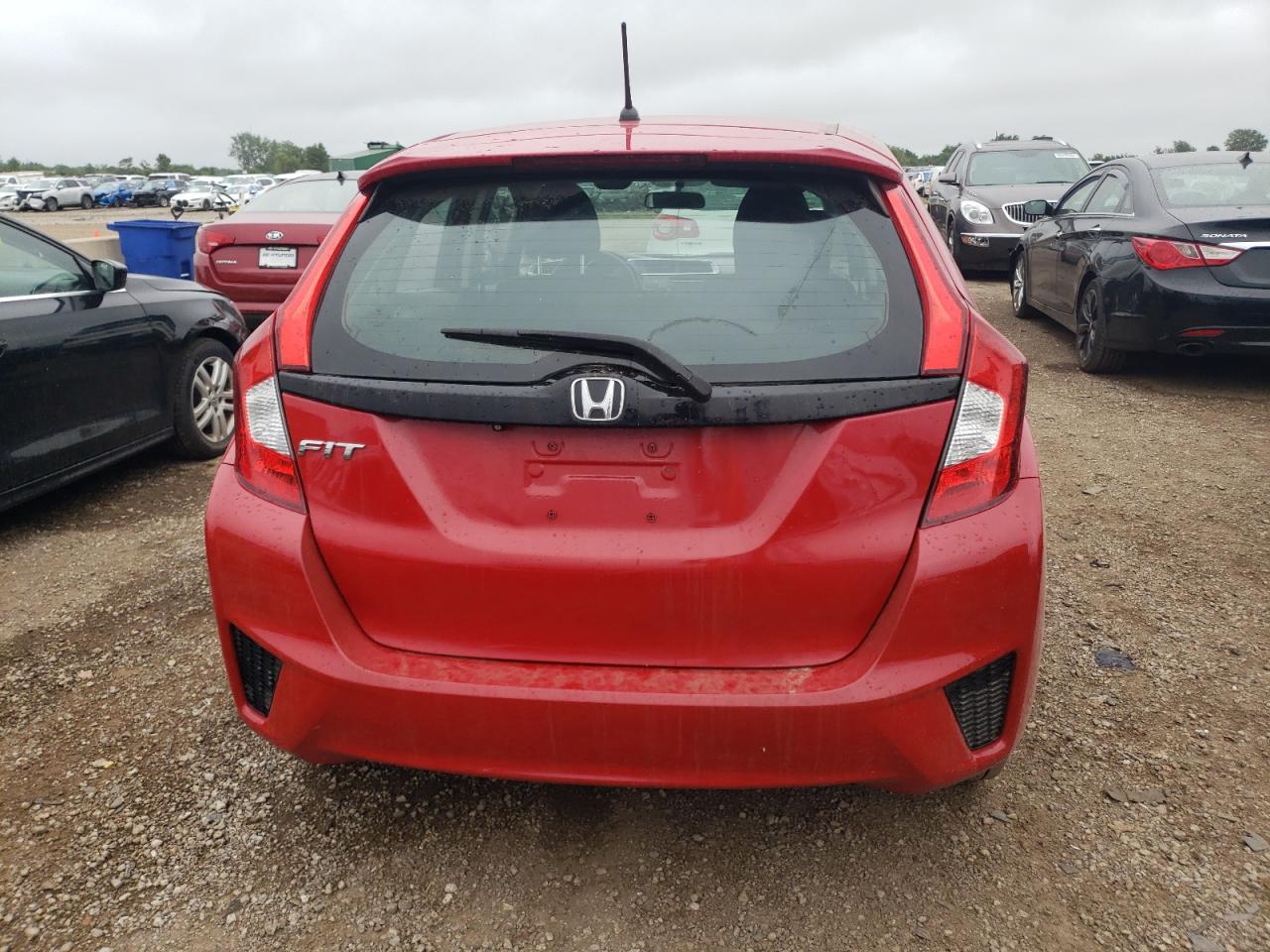 3HGGK5G58FM759641 2015 Honda Fit Lx