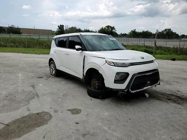2020 Kia Soul Lx VIN: KNDJ23AU1L7052573 Lot: 66913974