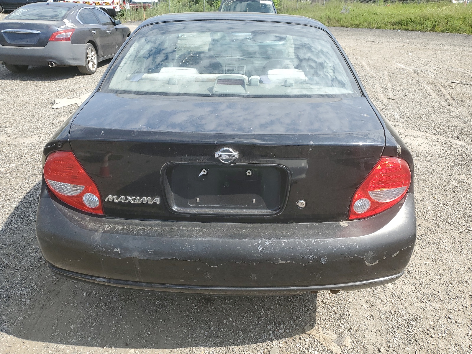 JN1CA31DXYT764514 2000 Nissan Maxima Gle