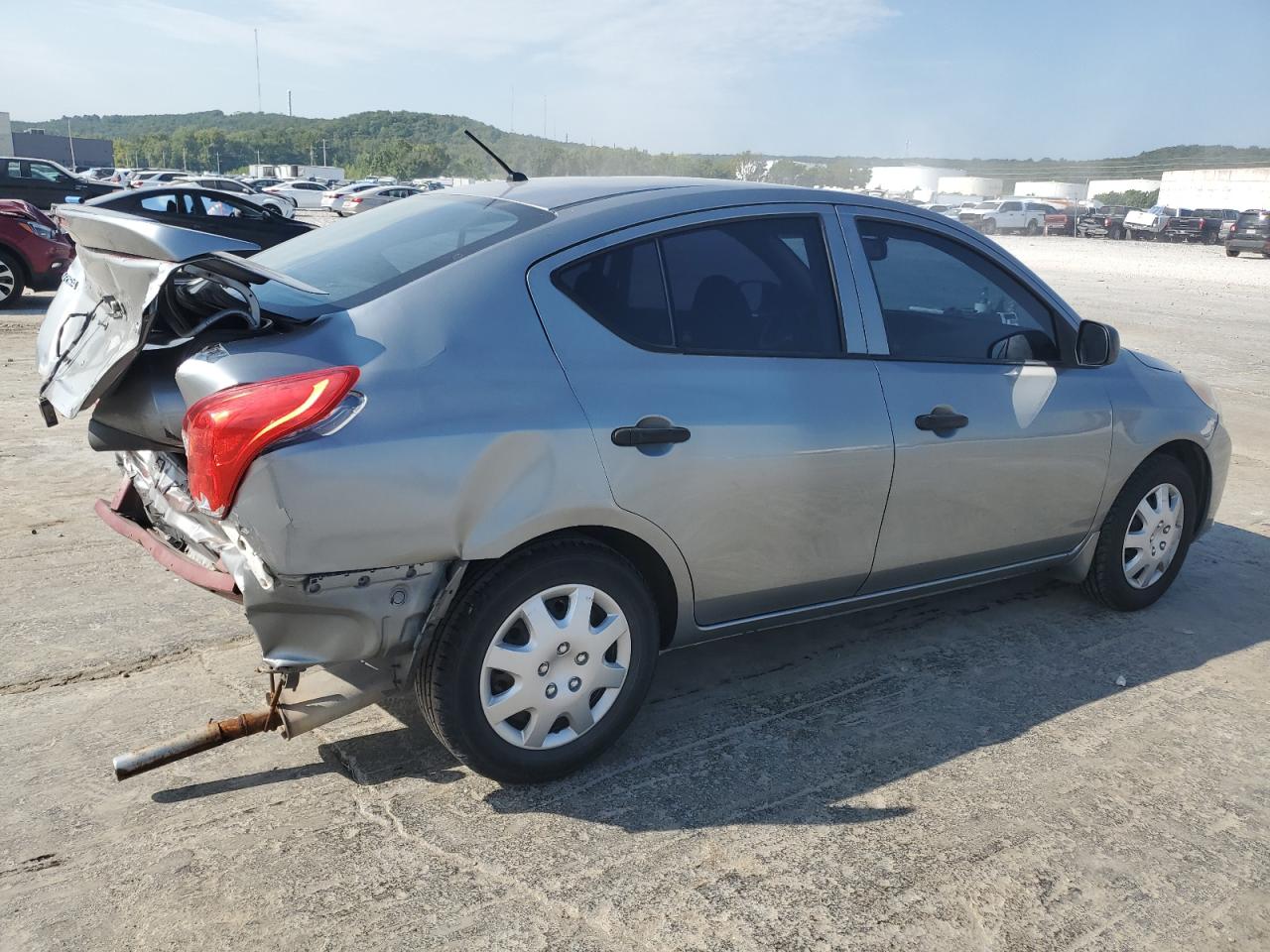 2014 Nissan Versa - Image 3