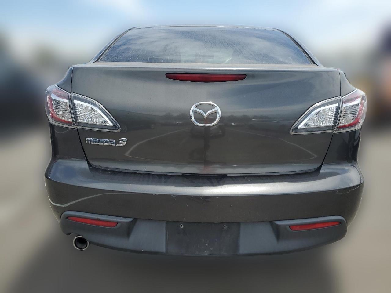 2011 Mazda 3 I VIN: JM1BL1VG8B1439634 Lot: 65773454