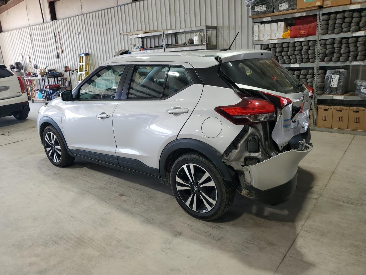 2019 Nissan Kicks - Image 2