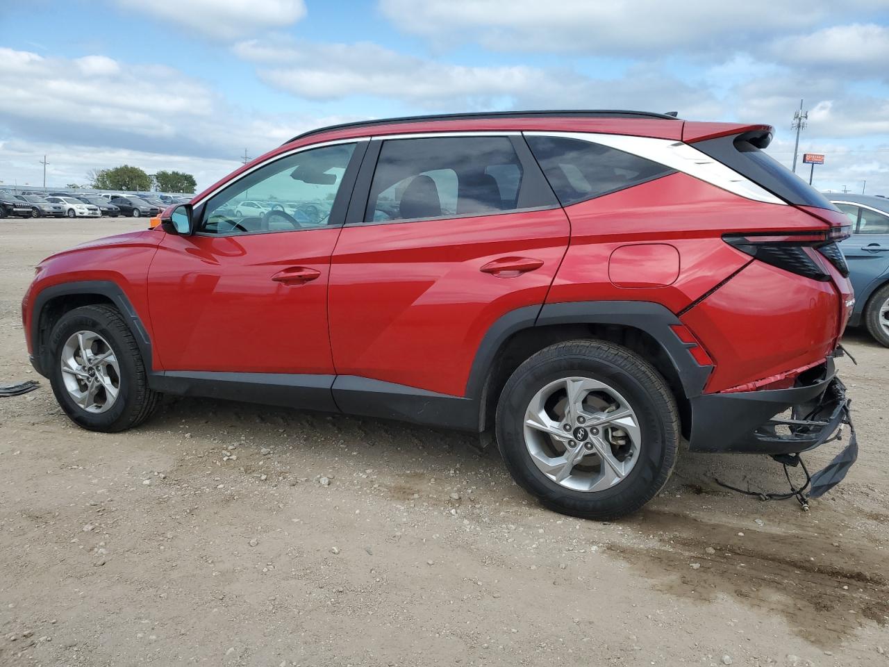 5NMJBCAE9NH026887 2022 HYUNDAI TUCSON - Image 2