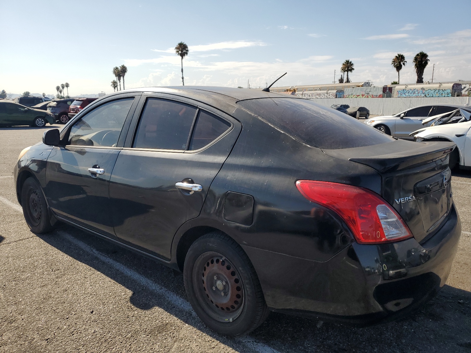 2013 Nissan Versa S vin: 3N1CN7AP5DL838538