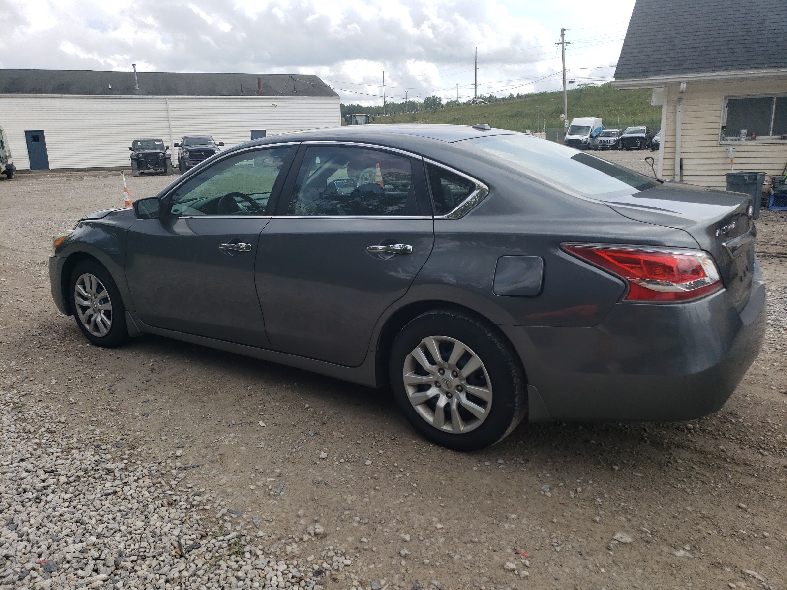 2014 Nissan Altima 2.5 vin: 1N4AL3AP8EC202931