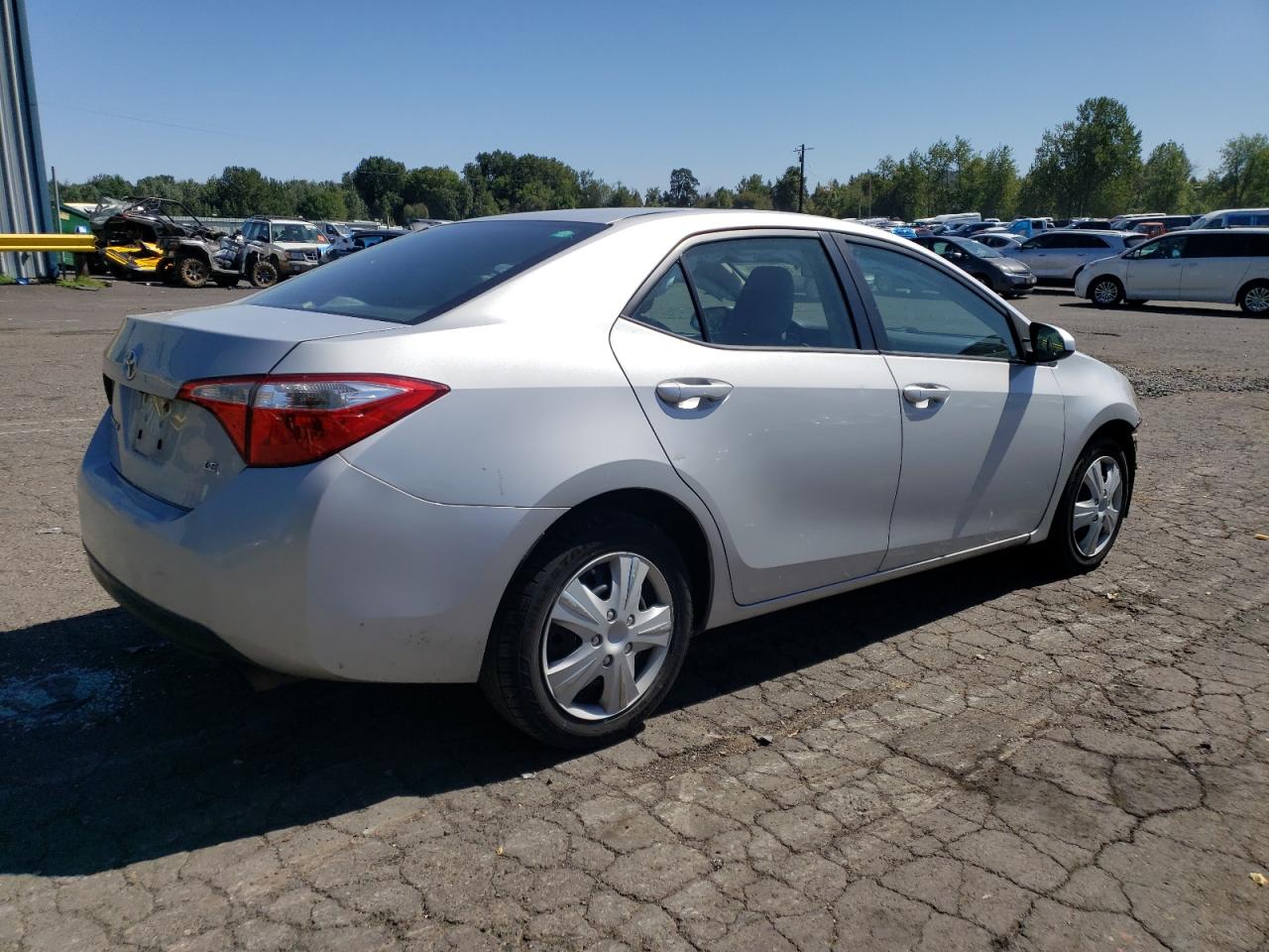 VIN 2T1BURHE8EC066648 2014 TOYOTA COROLLA no.3