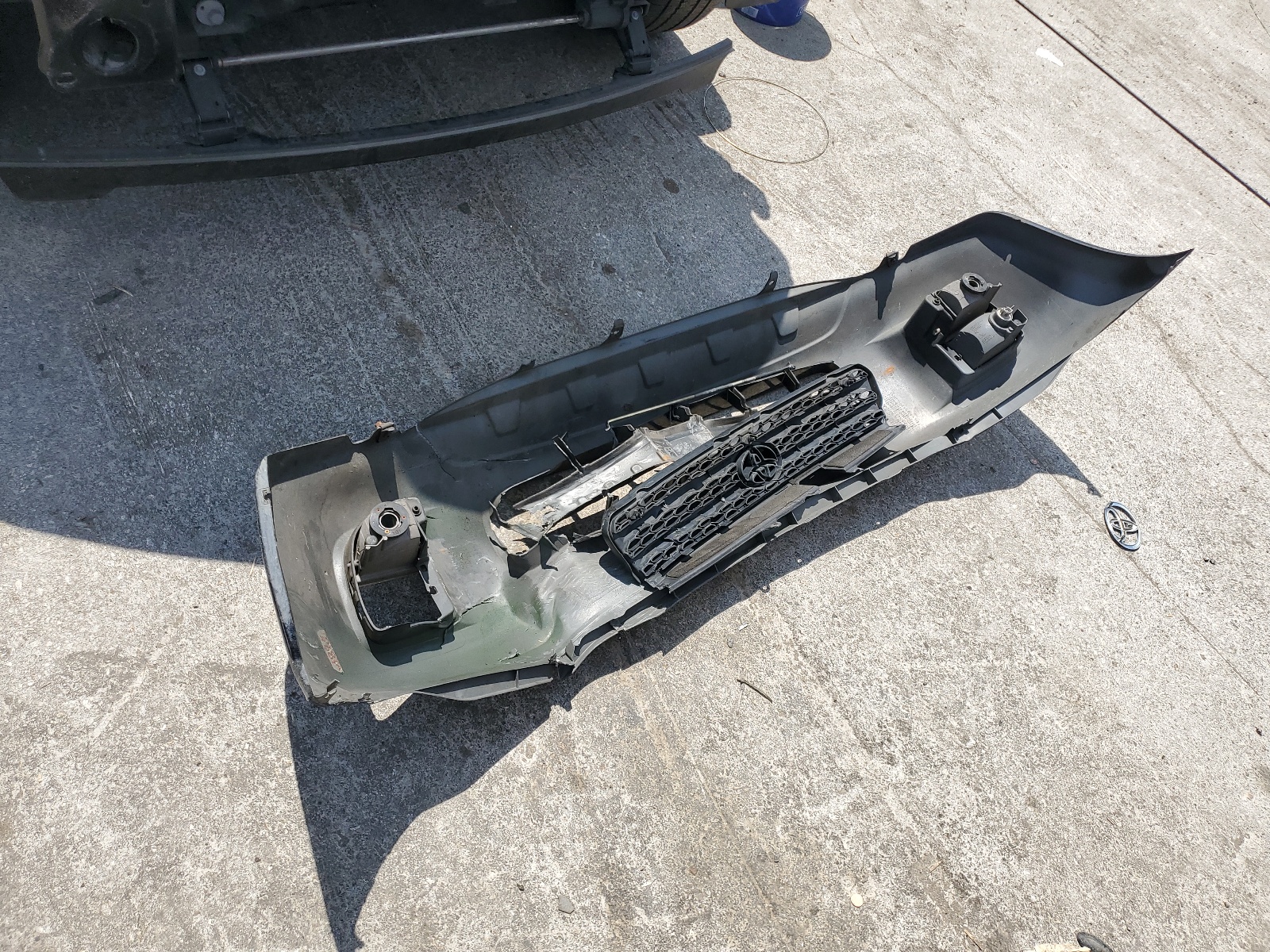 JTEGH20V830085975 2003 Toyota Rav4