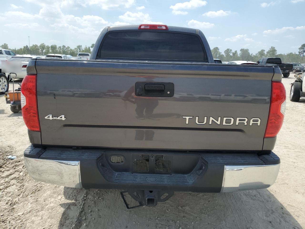 5TFHY5F16KX812647 2019 Toyota Tundra Crewmax Limited