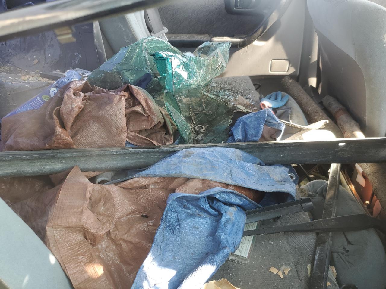 1999 Subaru Forester L VIN: JF1SF6353XH738653 Lot: 66427484