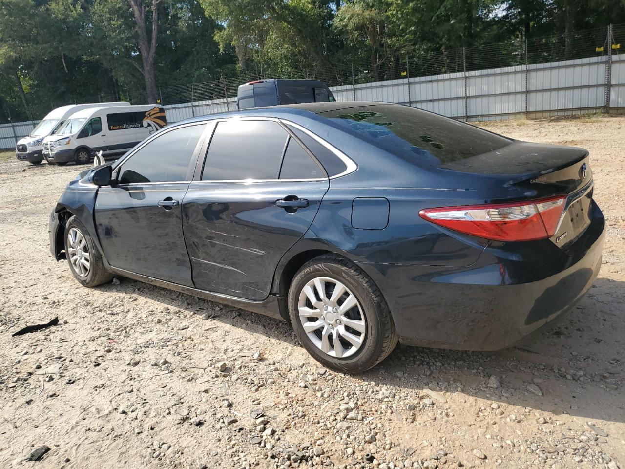 4T1BF1FK6FU087602 2015 TOYOTA CAMRY - Image 2