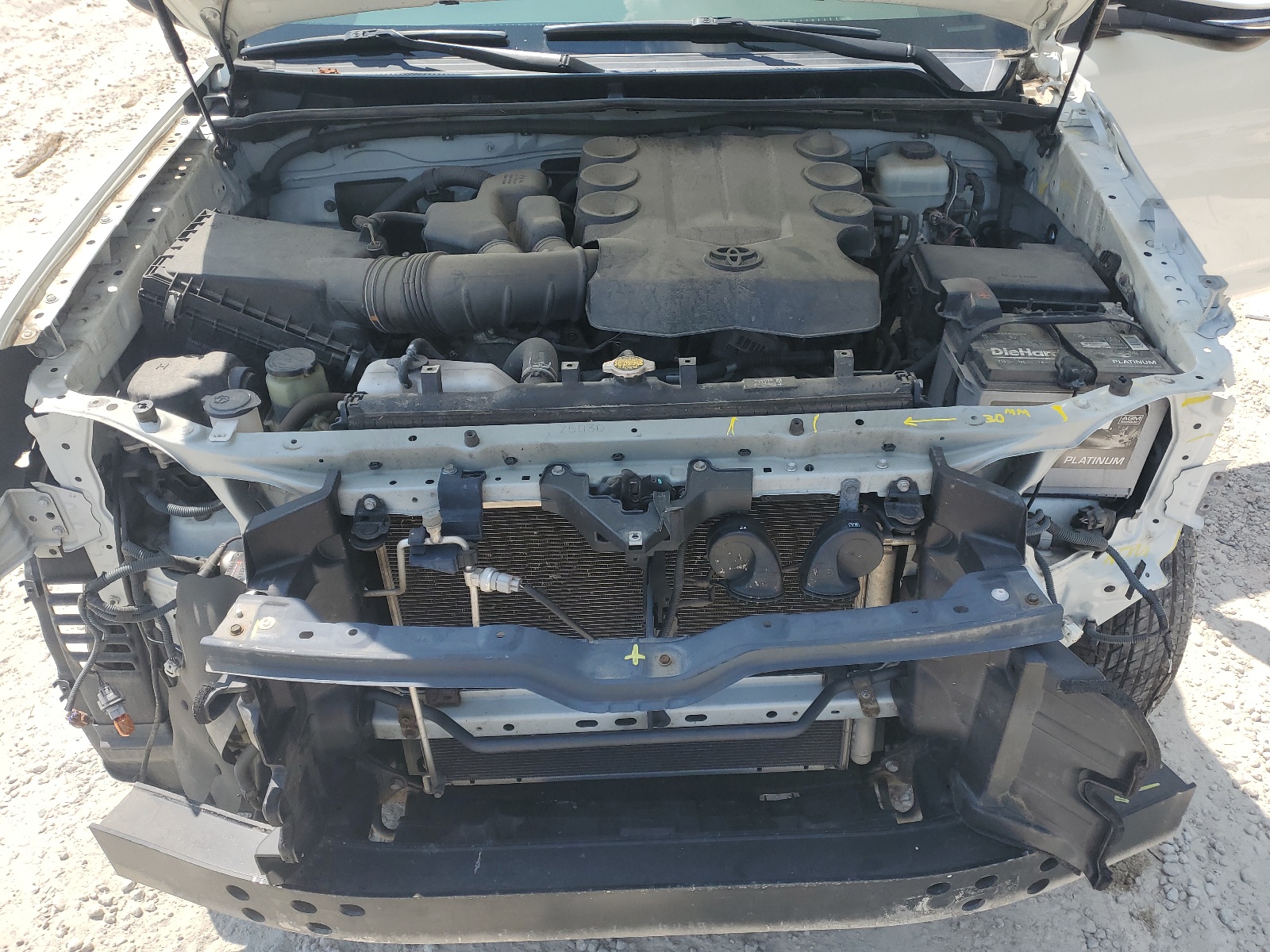 JTEBU5JR7E5158820 2014 Toyota 4Runner Sr5