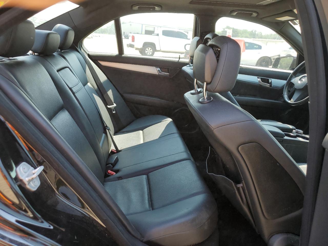 2011 Mercedes-Benz C 300 VIN: WDDGF5EB9BR168499 Lot: 65364354