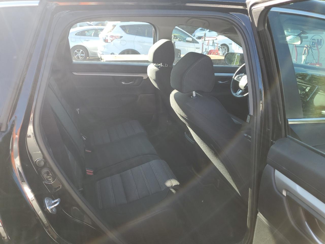 2018 Honda Cr-V Lx VIN: 2HKRW6H30JH211162 Lot: 68065864