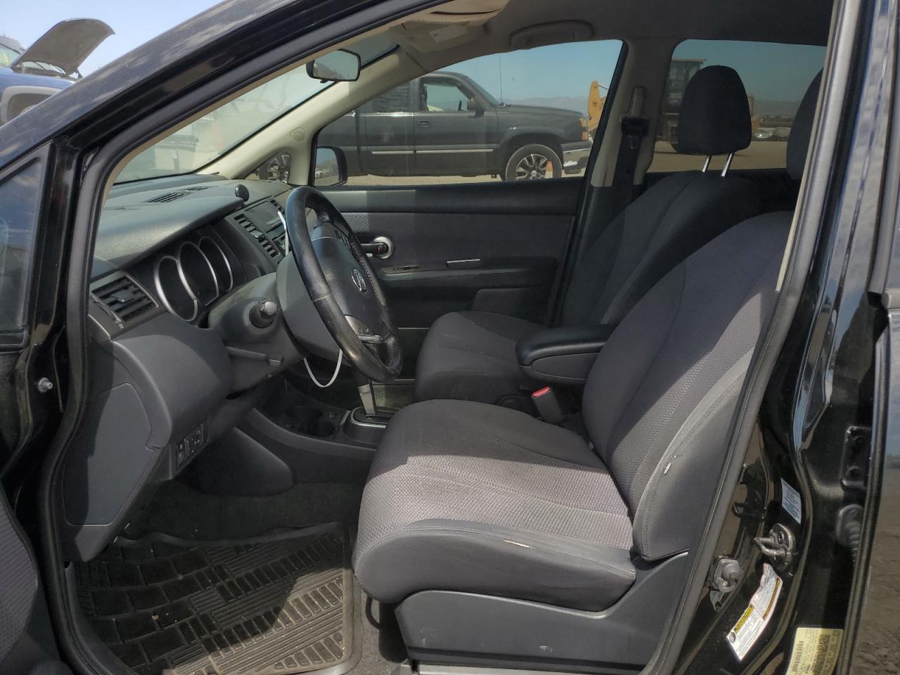 2008 Nissan Versa S VIN: 3N1BC13E58L414132 Lot: 65489414