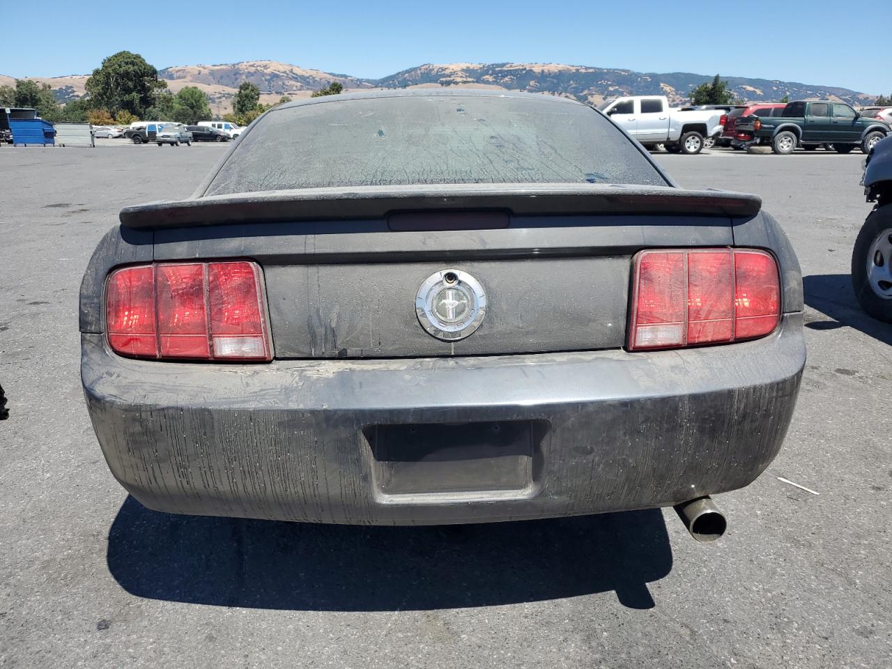 2007 Ford Mustang VIN: 1ZVFT80N375297707 Lot: 62147835