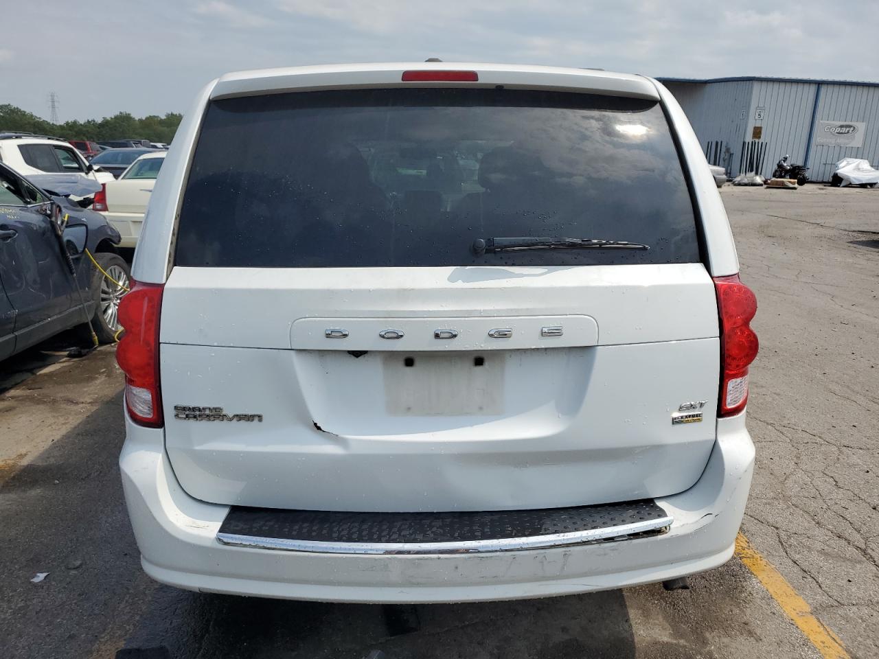 2C4RDGCG2HR825813 2017 Dodge Grand Caravan Sxt