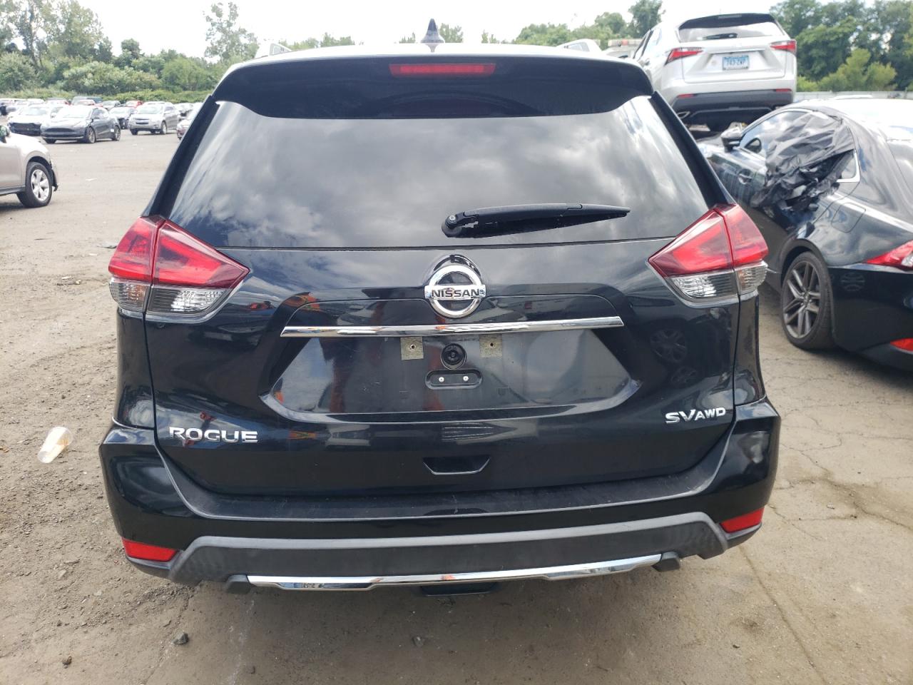 KNMAT2MV4JP607315 2018 Nissan Rogue S