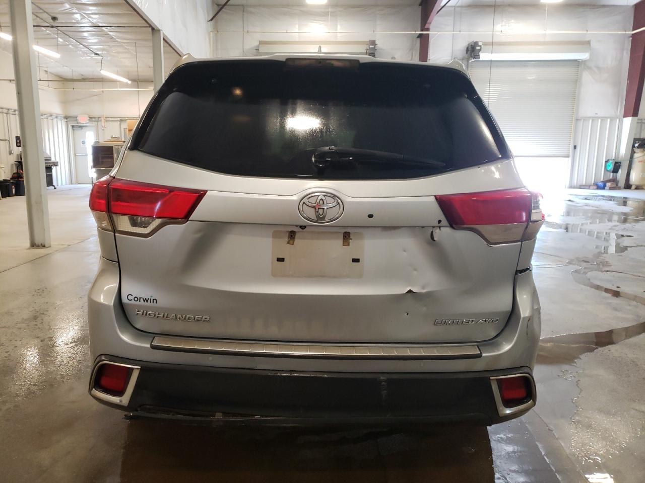 5TDDZRFH7HS367382 2017 Toyota Highlander Limited