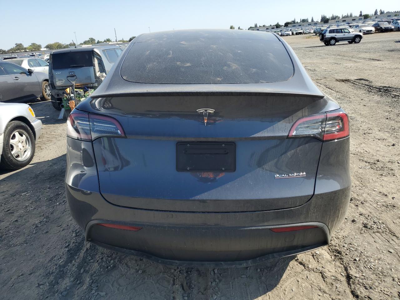 7SAYGDEF4PF912339 2023 Tesla Model Y