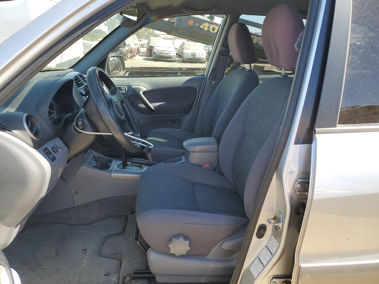 JTEHH20V110038837 2001 Toyota Rav4