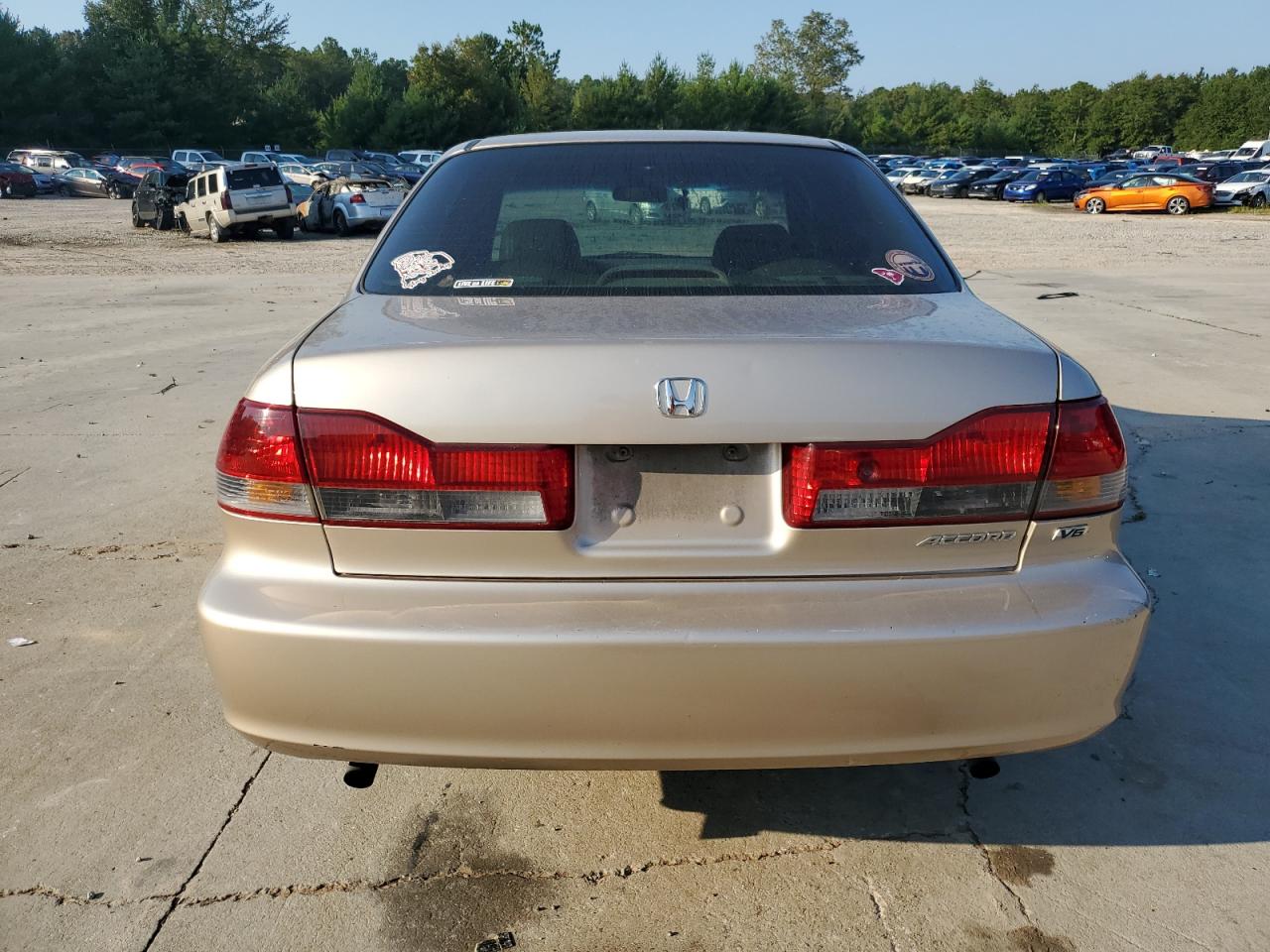 2001 Honda Accord Ex VIN: 1HGCG16561A052103 Lot: 67002454